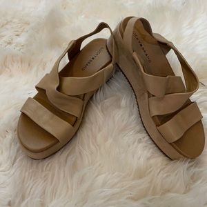 Lucky brand platform beige sandals- new- 8.5